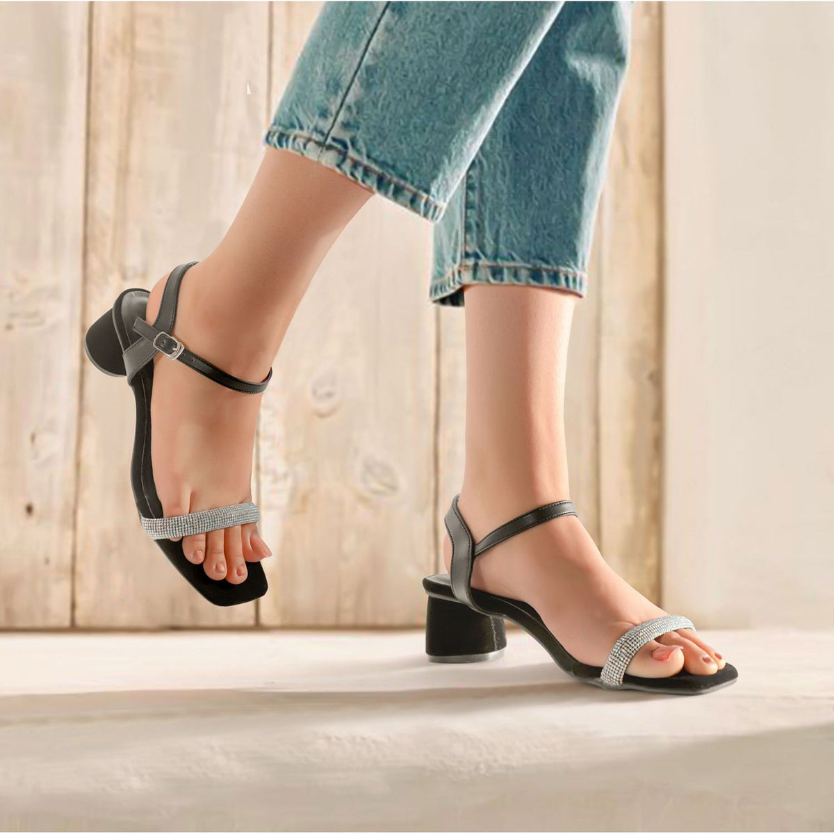 black heel – LH-002011 | Lemis Pakistan
