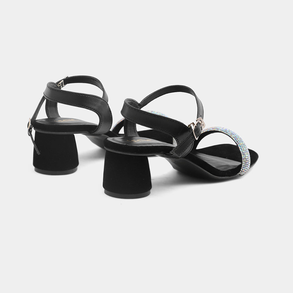 black heel – LH-002011 | Lemis Pakistan
